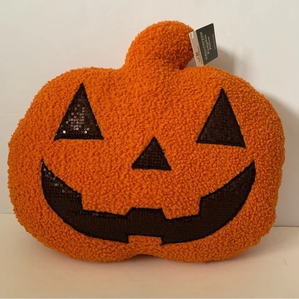 NWT. WAY TO CELEBRATE Pumpkin Jack-O-Lantern Sequin Face Pillow